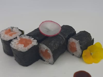 Hosomaki Sake