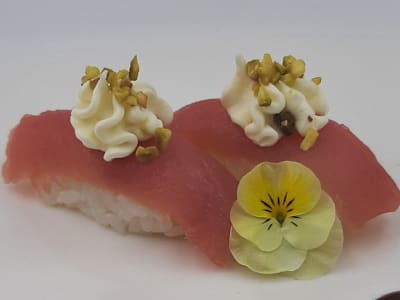 Nigiri Maguro Roll