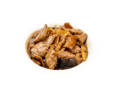 Manzo con Bambù e Funghi