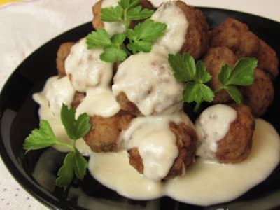 Polpettine di Manzo e Salsa Parmigiano