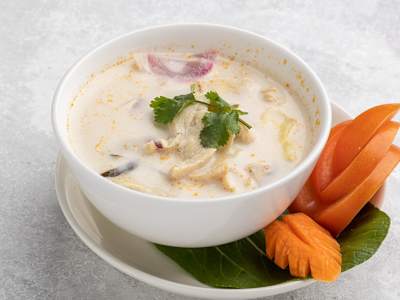 Zuppa Tom Kha Gai