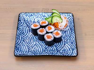 Hosomaki Sake