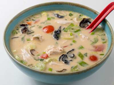 Tom Kha Gai Zuppa Take Thai