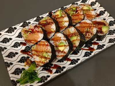 Sushi Salmone Crudo
