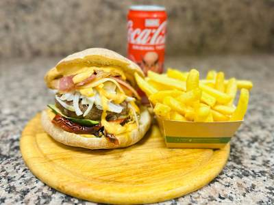 . Menù🍔🍟🥤 hamburger dal pugliese goloso
