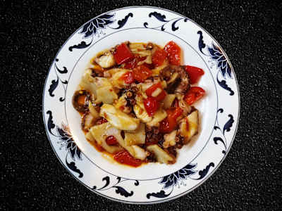 62b -  Polpo in Salsa Chili