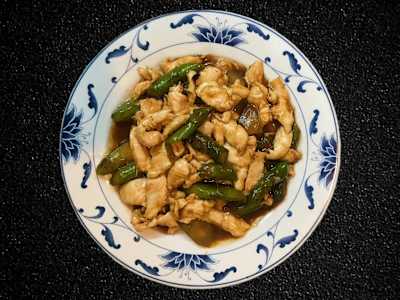 35a -  Pollo con Asparagi