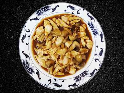 32 -  Pollo con Funghi e Bambù