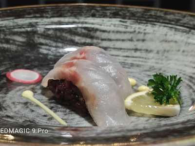 Nigiri black branzino