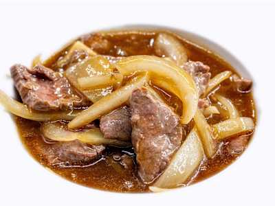 Manzo con Cipolle