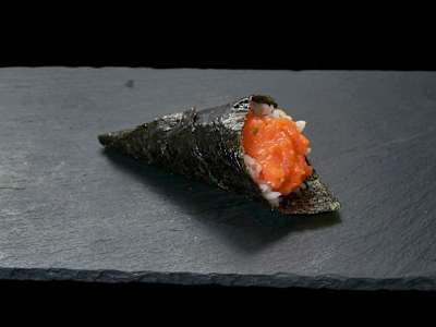 Temaki Spicy Sake