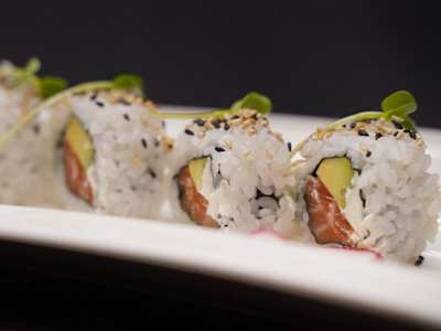 Uramaki Salmon Avocado
