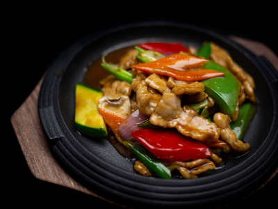 Manzo con Verdure alla Piastra