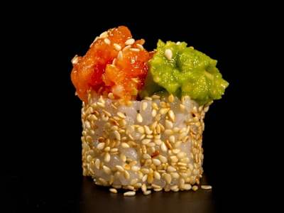 Uramaki Spicy Salmone