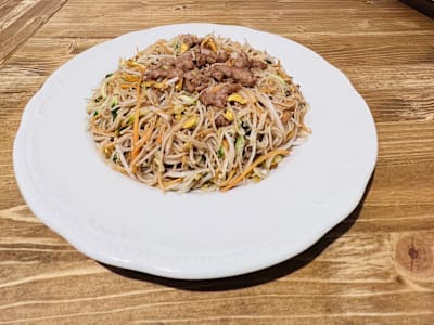 Spaghetti di Riso con Manzo