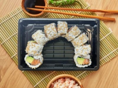 Uramaki Salmon Avocado Roll