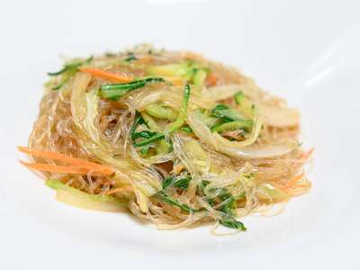 Spaghetti di Soia con Verdura