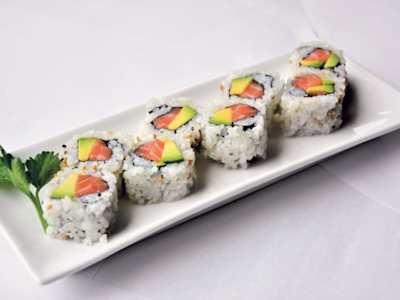 Uramaki Salmone e Avocado