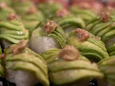 Nigiri Gras Avocado