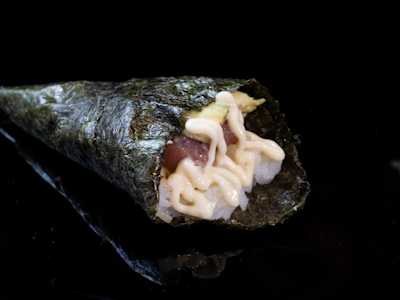 Temaki Tonno e Avocado
