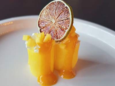 114 Gunkan mango