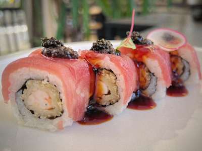 148 Uramaki Ebi Tartufo