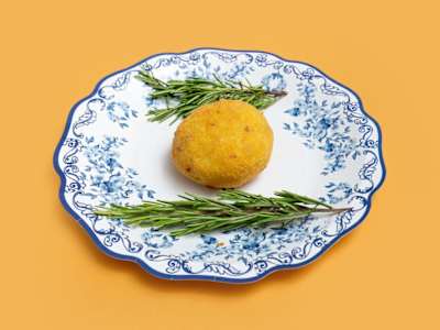 Arancino Ragù e Piselli