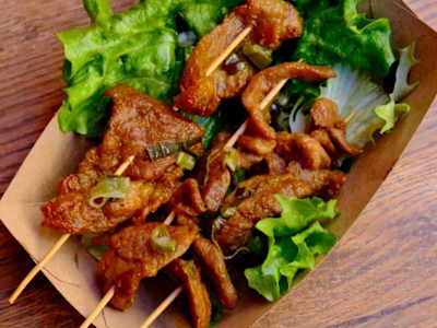 Spiedini di carne di maiale alla griglia