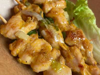 Spiedini di pollo grigliato