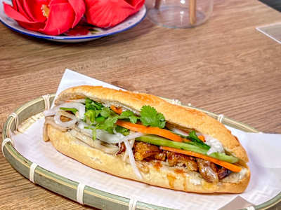 Panino con Carne di Maiale alla Griglia