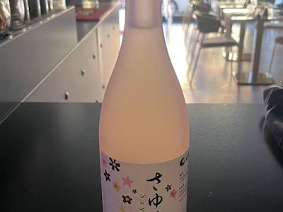 Hakutsuru sayuri nigori sake
