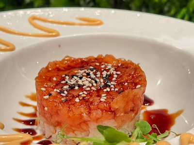 210. Chirashi di salmone