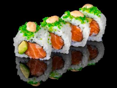 100. Uramaki Spicyalm