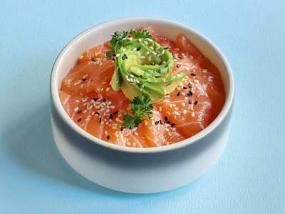 Chirashi Sake Avocado Don