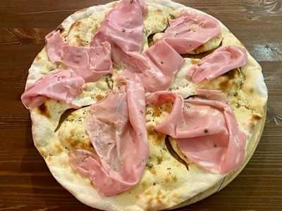 Pizza Mortadella