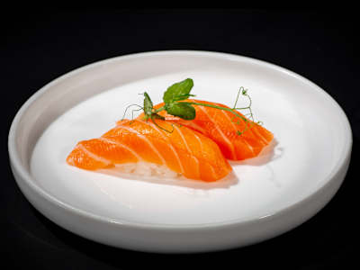 Nigiri Salmone