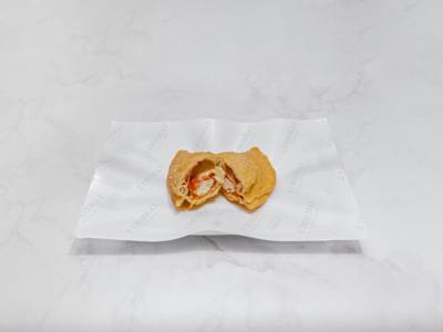 Panzerotto con Ricotta e Salame Piccante