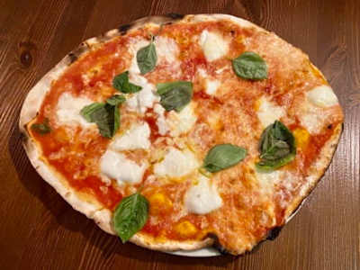 Pizza Margherita con Bufala