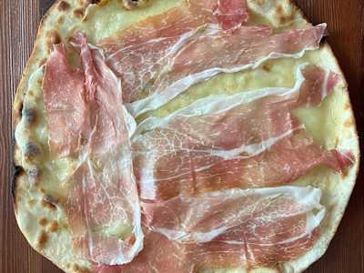 Pizza Monte Bianco