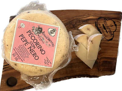 44. Pura Pecora Pecorino al Pepe Nero 200gr