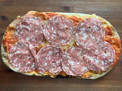 Pinsa Finocchiona