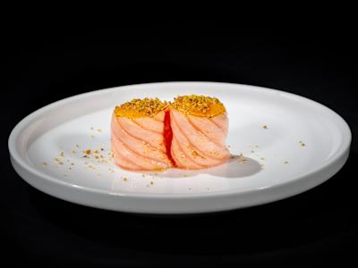 Gunkan Salmon Flambe