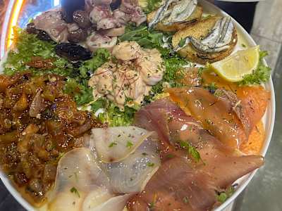 Misto mare