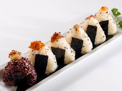 Onigiri Spicy Tuna