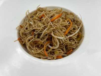 Spaghetti di Riso con Verdure
