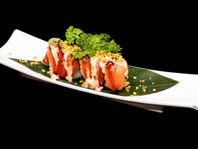 Uramaki Sake Fiamma Roll