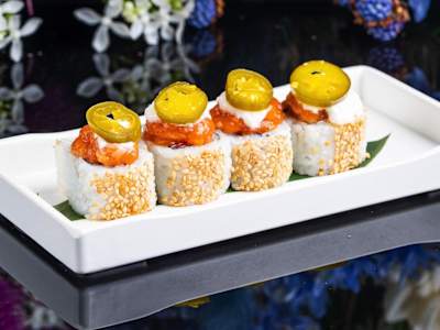 Uramaki Jalapeno E Salmon