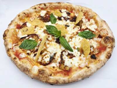 Parmigianella