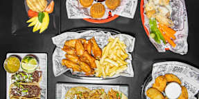 Club Wings