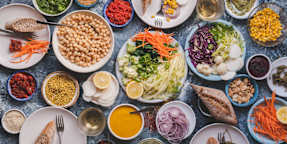Pinale Coffee Shop & Salad Bar